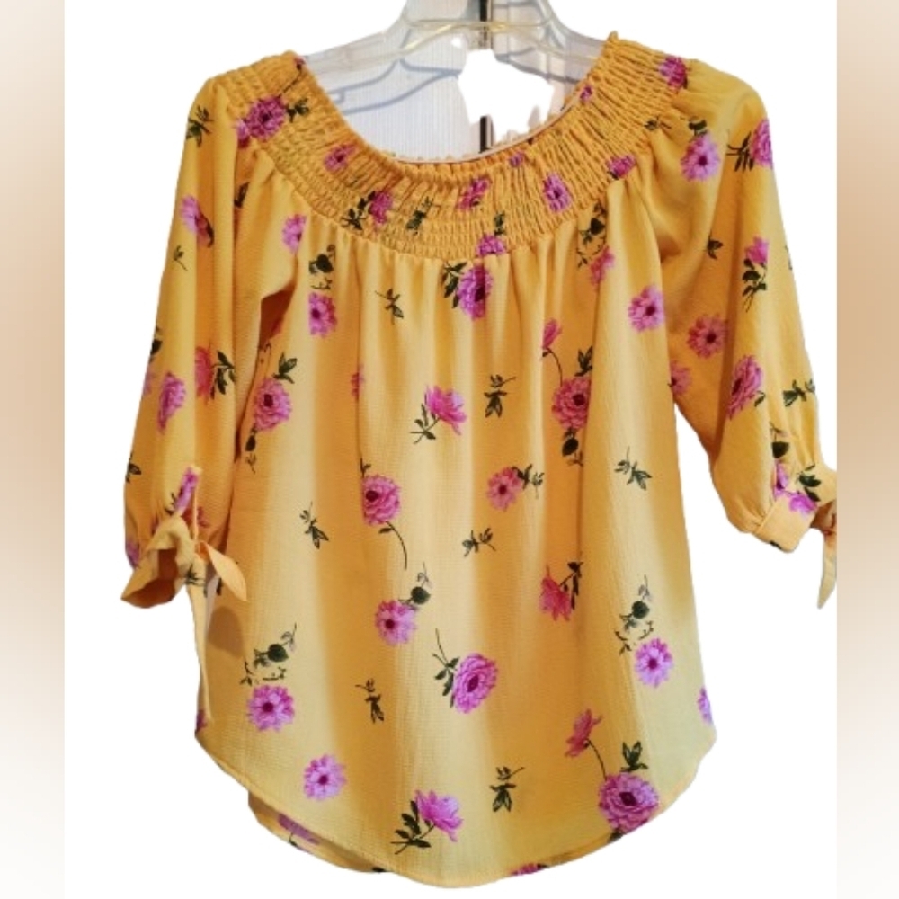 Rue21 Yellow/Pink‎ Cottage Rose Pattern Off The Shoulder Top Juniors Size Small